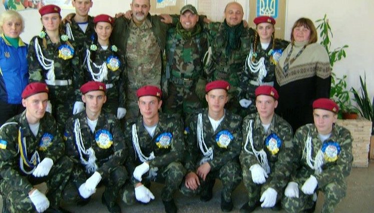 National Guard fighters visit Vilkhivska school students in war zone, - journalist. PHOTOS