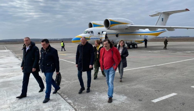 Секретар РНБО Данілов прибув у Нові Санжари 01