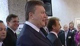 "Он немного страшный. Я его боюсь", - дети после встречи с Януковичем. ВИДЕО