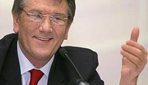 Ющенко бросил женщин ради Медведева