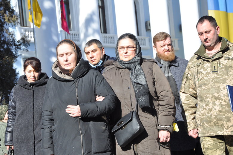 В Києві попрощалися із загиблим внаслідок російського обстрілу розвідником 30-ї ОМБр Антоном Сидоровим 49