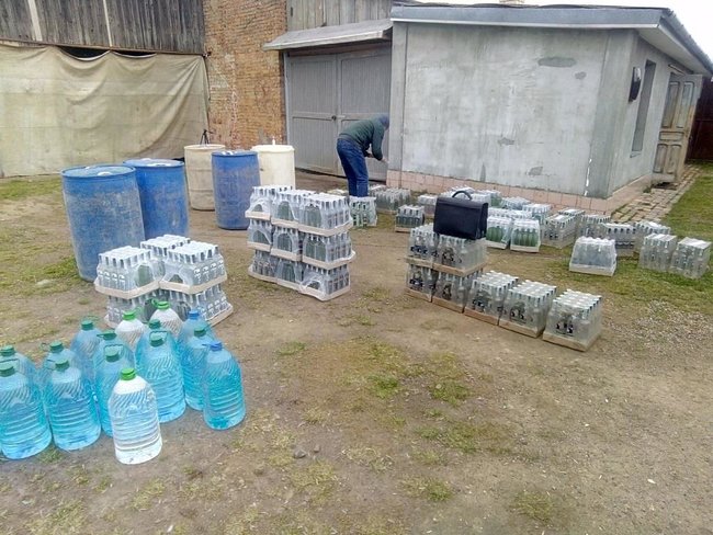 Подпольное производство фальсифицированного алкоголя ликвидировано на Львовщине. Изъято товара на 1,2 млн грн 02