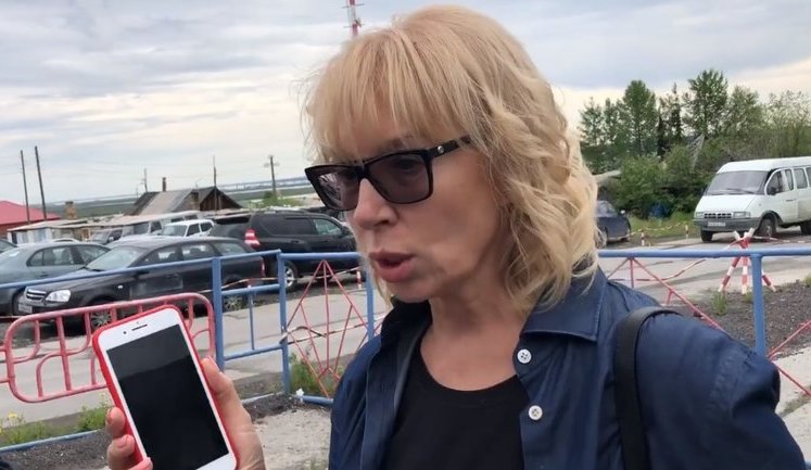 "Це ганьба!": Москалькова проїхала повз Денісову в колонію Сенцова і не відповідає на дзвінки. ВIДЕО