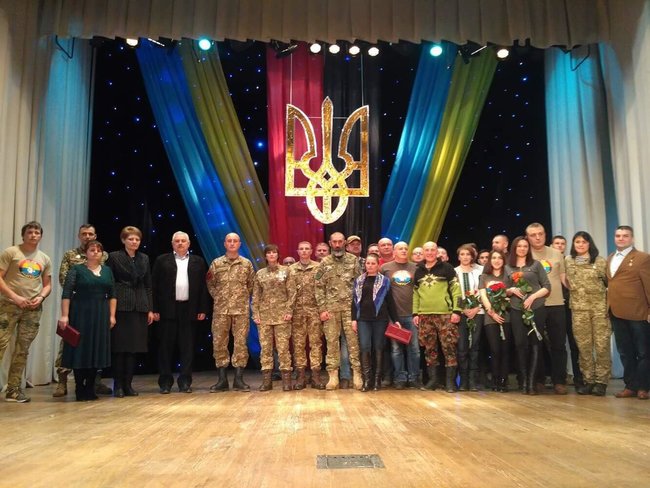 Вісьмох українських воїнів нагородили орденом Народний Герой України в Івано-Франківську 01