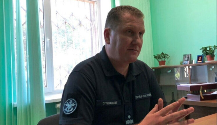В Одессе за пьяное вождение остановили заместителя командующего ВМС ВСУ. Он отрицает употребление алкоголя