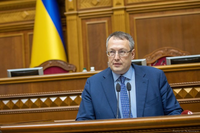 МВД будет системно обеспечивать безопасность журналистов, - Геращенко 01
