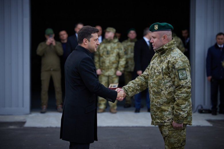Зеленський відвідав на Черкащині Головний центр підготовки особового складу Держприкордонслужби 08