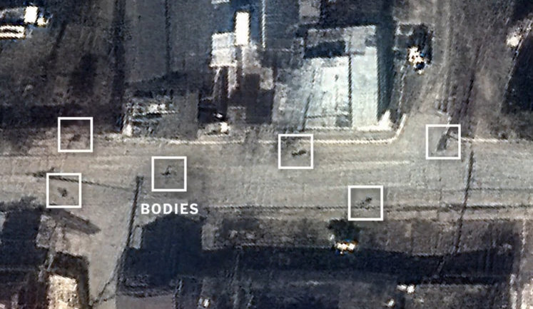 Bodies of Bucha civilians have been lying in streets for weeks during Russian occupation - New York Times disproves another Russian fake. VIDEO