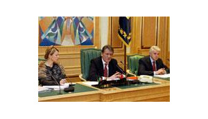 Успокоить инвестора! Ющенко, Тимошенко и Литвин гарантируют права собственности.