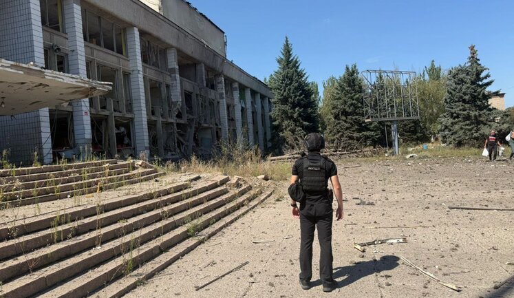 Сутки в Донецкой области: массированные удары по Краматорскому, Покровскому и Бахмутскому районам. Погибли трое гражданских, ранены еще трое. ФОТОРЕПОРТАЖ