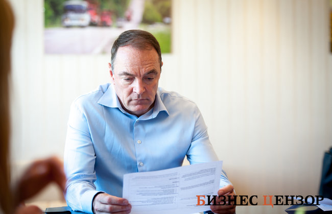 Марк Роллинс: Я регулярно общаюсь и с Коломойским, и с Коболевым 04