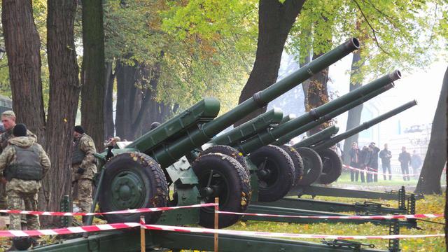 Вибухи під Радою: салют на честь приїзду Президента Мальти 01