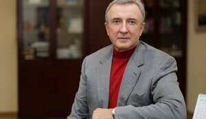 "Завод реалізовує кілограм сиру за 223 грн. Ціна на полиці - 374 грн. Тобто націнка мережі - 67%", - голова наглядової ради "Молочного альянсу" Сергій Вовченко