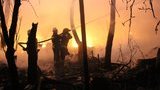 У приватному секторі на Подолі в Києві сталася масштабна пожежа: знищено 4 будівлі, загиблих і травмованих немає, - ДСНС. ВІДЕО+ФОТОрепортаж
