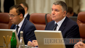 МВС перегляне справи поліцейських, які поновилися на службі через суд, - Аваков