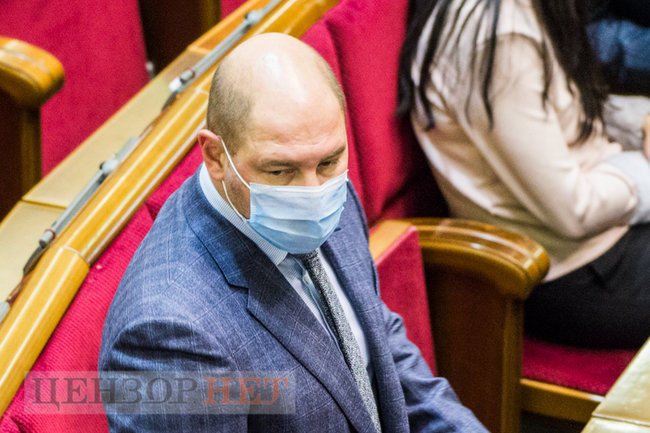 Некарантинні вітання слуг народу, обговорення фейкових довідок про щеплення і збір Медяником майже 150 тис. грн, - день роботи ВР 2 грудня 10