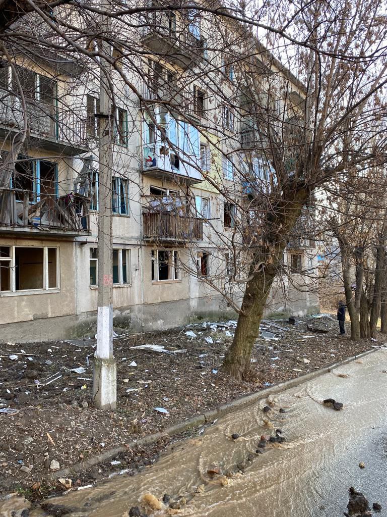 Россияне в очередной раз обстреляли Константиновку, ранены 4 человека, среди них двое детей, - Кириленко 02