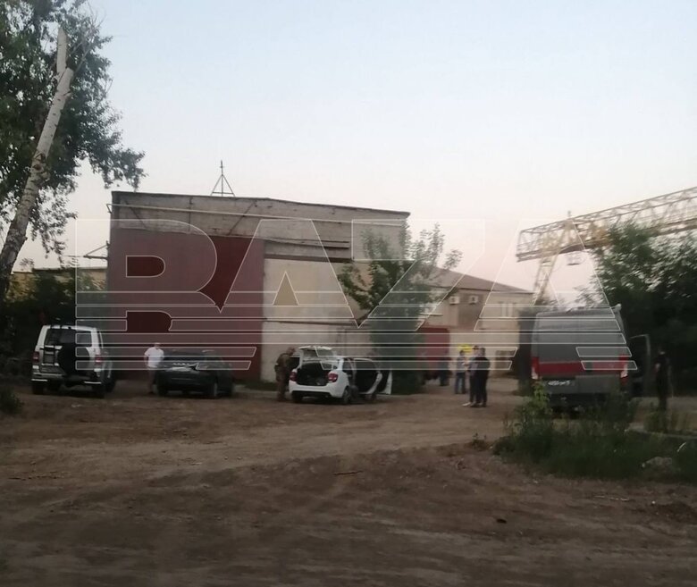Операція Павутина. У РФ провели обшуки на складі