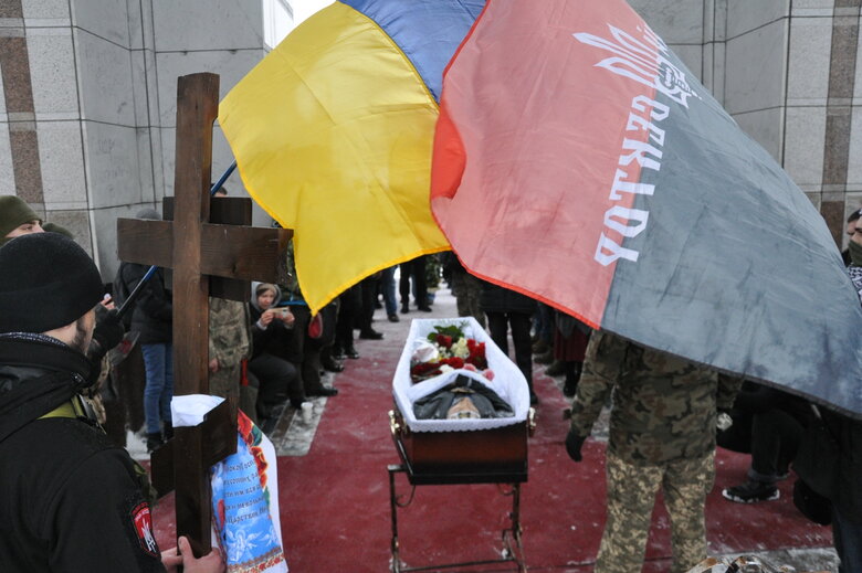 Із колишнім речником Правого сектору Артемом Скоропадським попрощалися у Києві 13