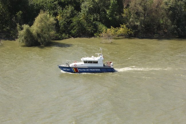 В акваторії Дунаю стартували українсько-румунські навчання ВМС Riverine-2020 05