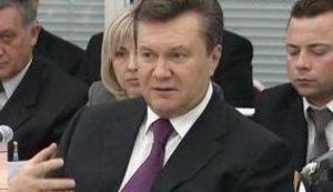 Янукович - японцам: Я приехал вам сказать, что все стабильно, но нужны инвестиции. ВИДЕО.