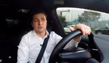 "Это называется Убер-президент", - Зеленский записал новый монолог в Tesla, рассказал об отсутствии капитуляции и случайно заехал на бордюр. ВИДЕО