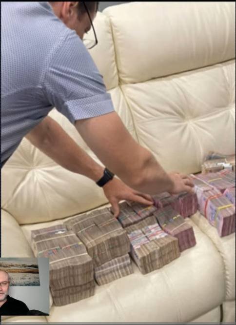 Баканов, Наумов