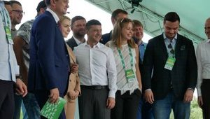 За все хороше і без конкретики. Які зміни в економіці обіцяє партія Зеленського