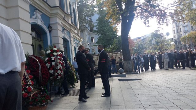 В Киеве проходит прощание с Патоном 05