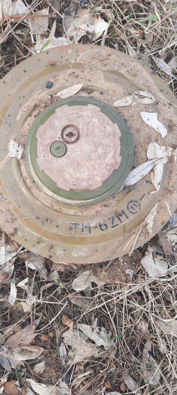 На Харківщині чоловік загинув, наїхавши на вибуховий пристрій 01