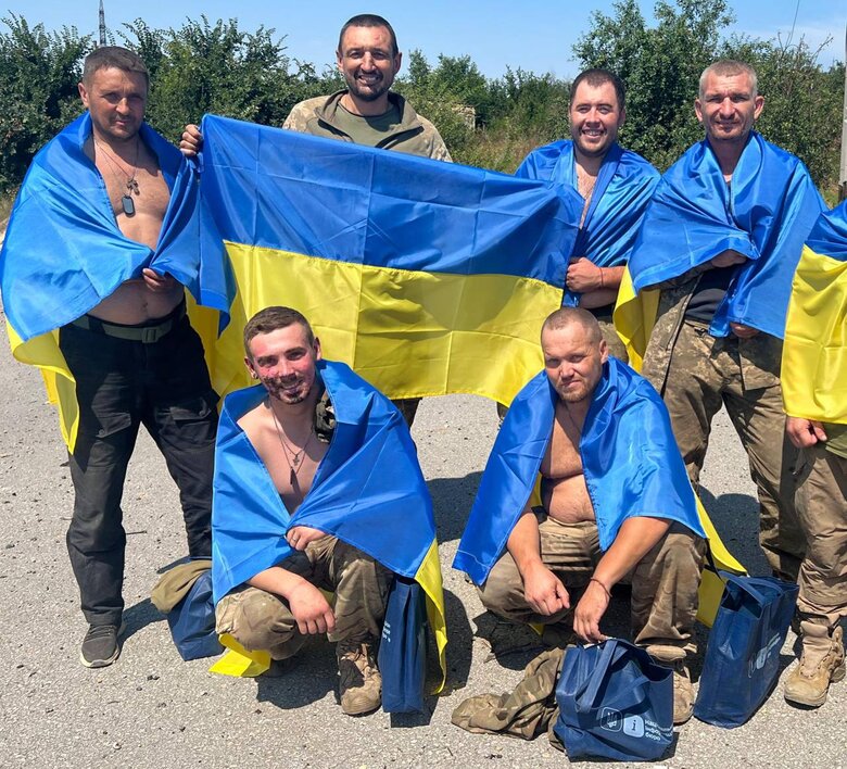 Another 22 Ukrainian defenders were released from Russian captivity 02
