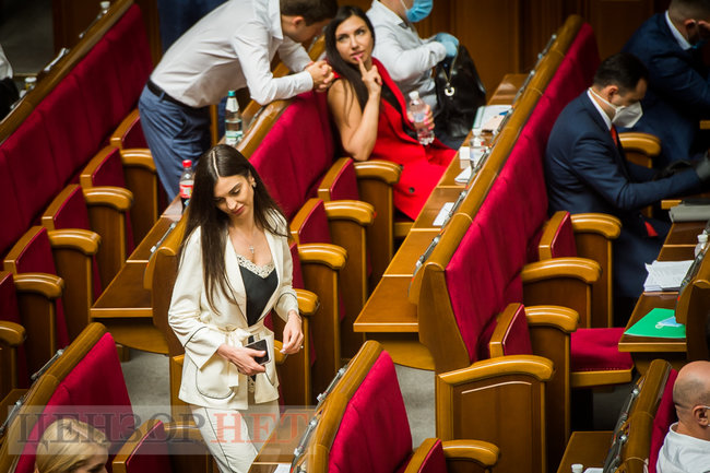 Час вопросов к правительству, объятия Саладухи, тревога Иванчука и расходы Кивы - работа Рады 3 июля 07