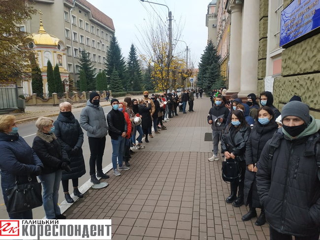 Number of Ukrainian cities refuses to introduce weekend quarantine 08
