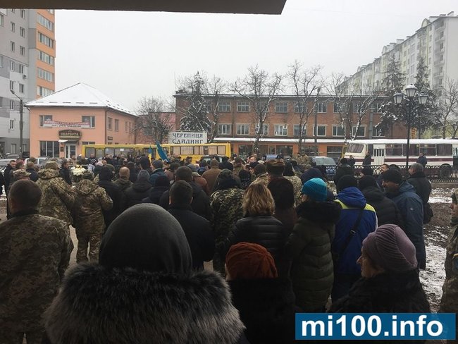 З начальником розвідки 8-го окремого гірсько-штурмового батальйону 10-ї ОГШБр майором Кузнєцовим попрощалися в Івано-Франківську 15