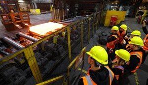 Заради майбутнього України: "Метінвест" Ахметова залучає до роботи українських студентів із Великої Британії