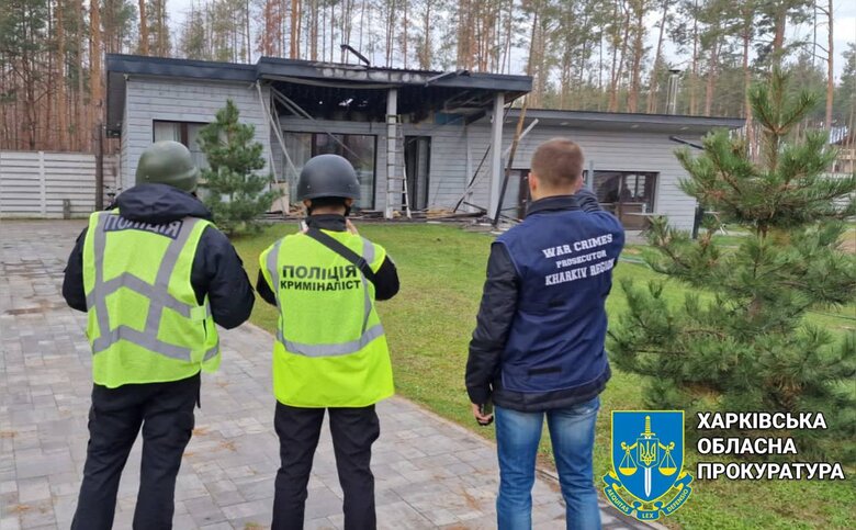 Наслідки обстрілу смт Печеніги на Харківщині, пошкоджено житлові будинки 02