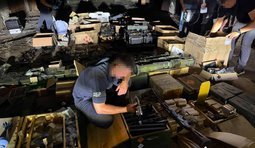 У Харкові військовий торгував зброєю