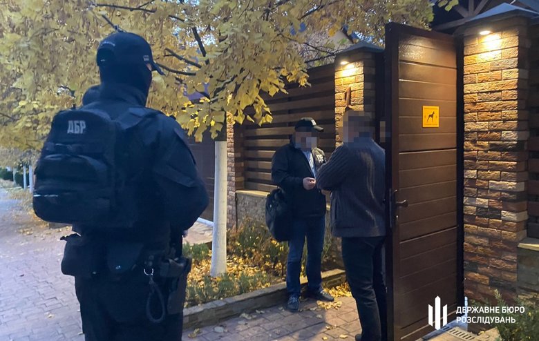 Більшість контрабандистів, проти яких РНБО запровадила санкції, поновили свою діяльність, - ДБР 04