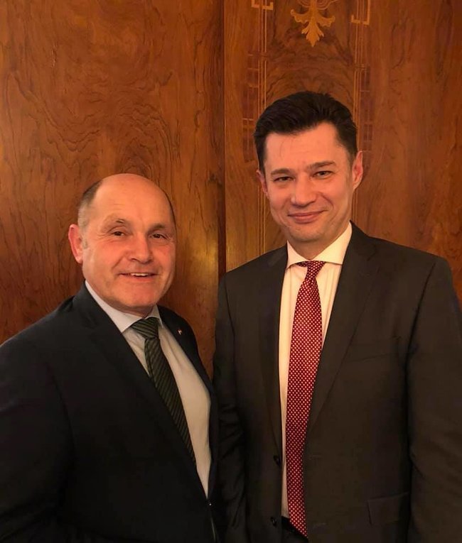 Посол України Олександр Щерба: Танці Путіна на весіллі у шефа австрійського МЗС на політику Австрії ніяк не вплинули 02