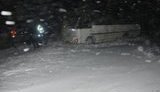 Трассу "Киев-Чоп" не могут разблокировать: люди мерзнут уже сутки, техника не справляется
