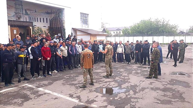 Бійці ОДШБ "Да Вінчі" спілкують із засудженими і мотивують їх іти на війну