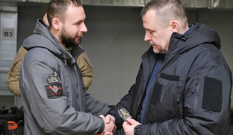 Бійці 155-ї ОМБр отримали від громади Дніпра партію дронів. ФОТО