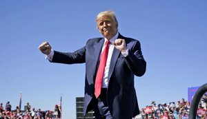 Як припинити «танці з бубном» Трампа біля вікна можливостей для завершення війни в Україні