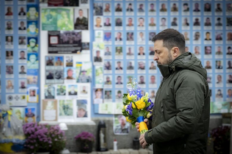 Зеленський у День ЗСУ вшанував пам’ять полеглих воїнів
