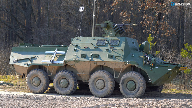 Новая командно-штабная машина БТР-3КШ создана в Украине: система управления боем, защищенная связь и дроны 03