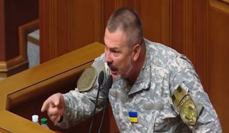 "Зберіть усі стрічки георгіївські, засуньте їх собі в дупу": Юрій Береза Шуфричу. ВІДЕО