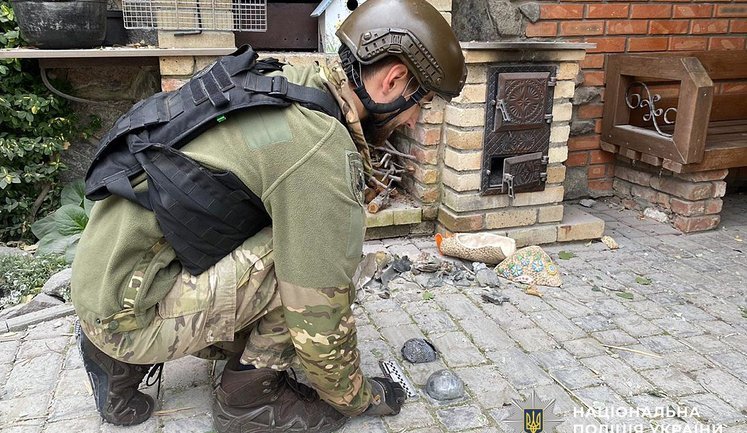 Наслідки атаки РФ на Полтавщину: У Кременчуці виявлено уламки ракети, яка могла містити касетні боєприпаси. ВІДЕО+ФОТОрепортаж