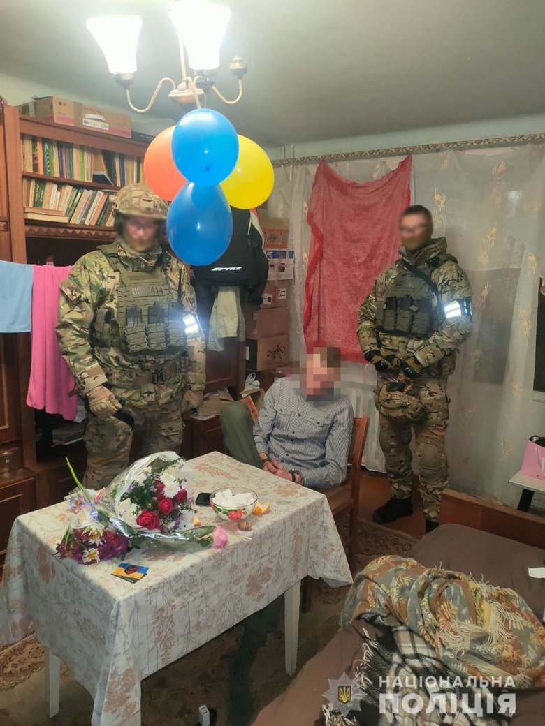 Ветеран погрожував підірвати свою дівчину гранатою 03
