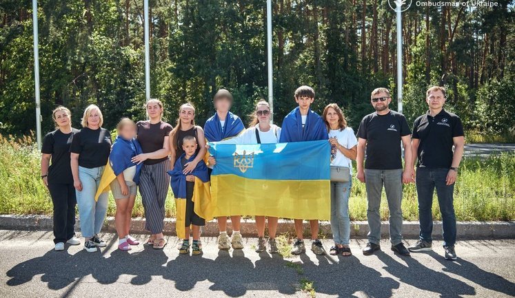 Ще чотирьох українських дітей і підлітків повернули з окупованих РФ територій. ВІДЕО+ФОТОрепортаж