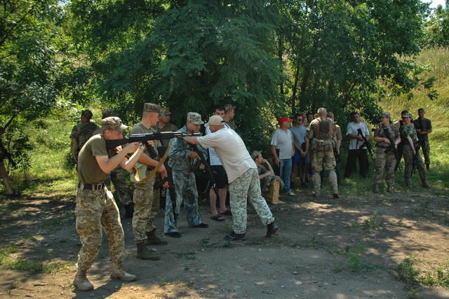 Donetsk region residents trained for territorial defense 04 Donetsk region residents trained for territorial defense 04
